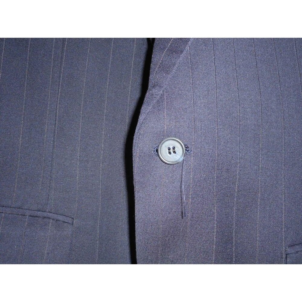 Vintage Stafford Navy Blue Pinstripe Wool Suit w/ Pleated pants - Union Label - Picture 3 of 12